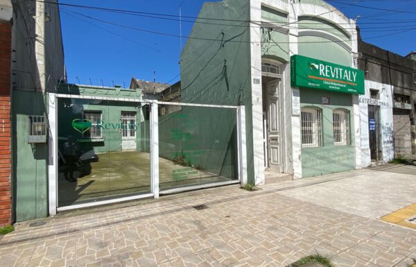 fachada-casa-comercial-central-proximo-bento-restaurada-clinica-academia-consultorio-pelotas-rs-gonzalofigueroa